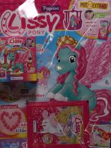 Lissy PONY Magazin 7/2024 "Extra: Isabella mit lila Gondel + 6 Sticker"